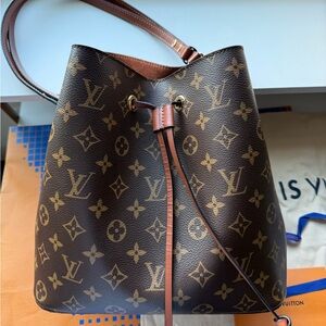 100% Authentic Louis Vuitton Classic Monogram Shoulder Bag Neonoe Bucket Bag